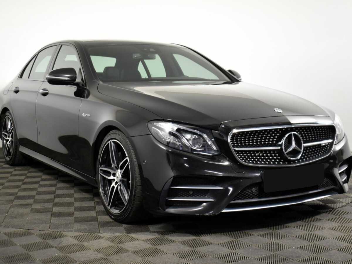Mercedes-Benz E-Класс AMG 2018 года с пробегом. Фото: #2