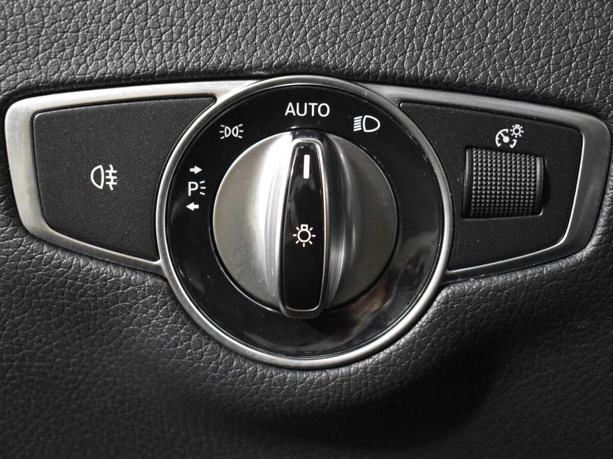 Mercedes-Benz E-Класс AMG 2018 года с пробегом. Фото: #9