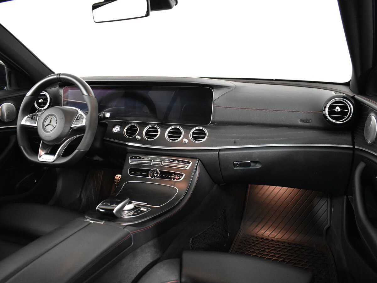 Mercedes-Benz E-Класс AMG 2018 года с пробегом. Фото: #11