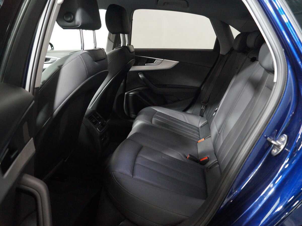 Audi A4 2020 года с пробегом. Фото: #12