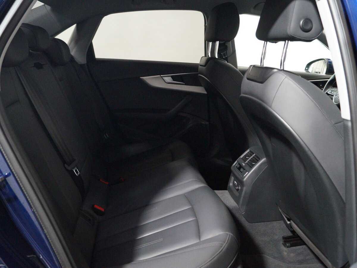 Audi A4 2020 года с пробегом. Фото: #16