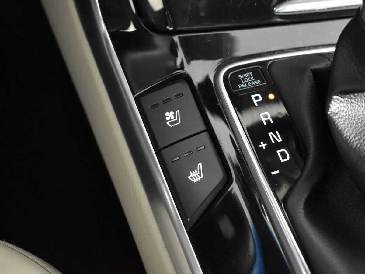 Kia Mohave 2019 года с пробегом. Фото: #18