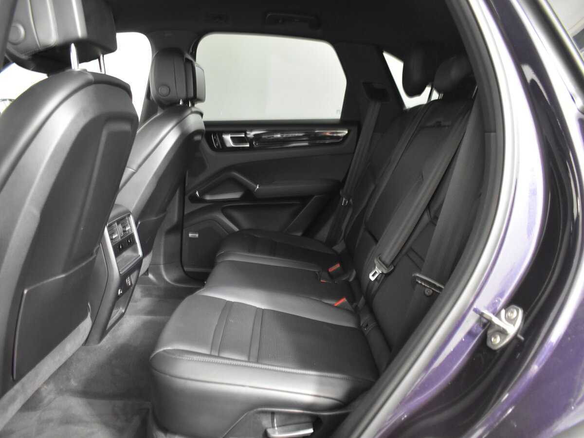 Porsche Cayenne 2018 года с пробегом. Фото: #7