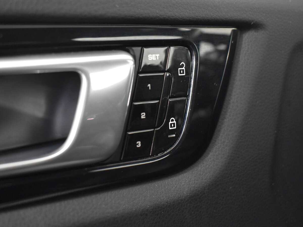 Porsche Cayenne 2018 года с пробегом. Фото: #10