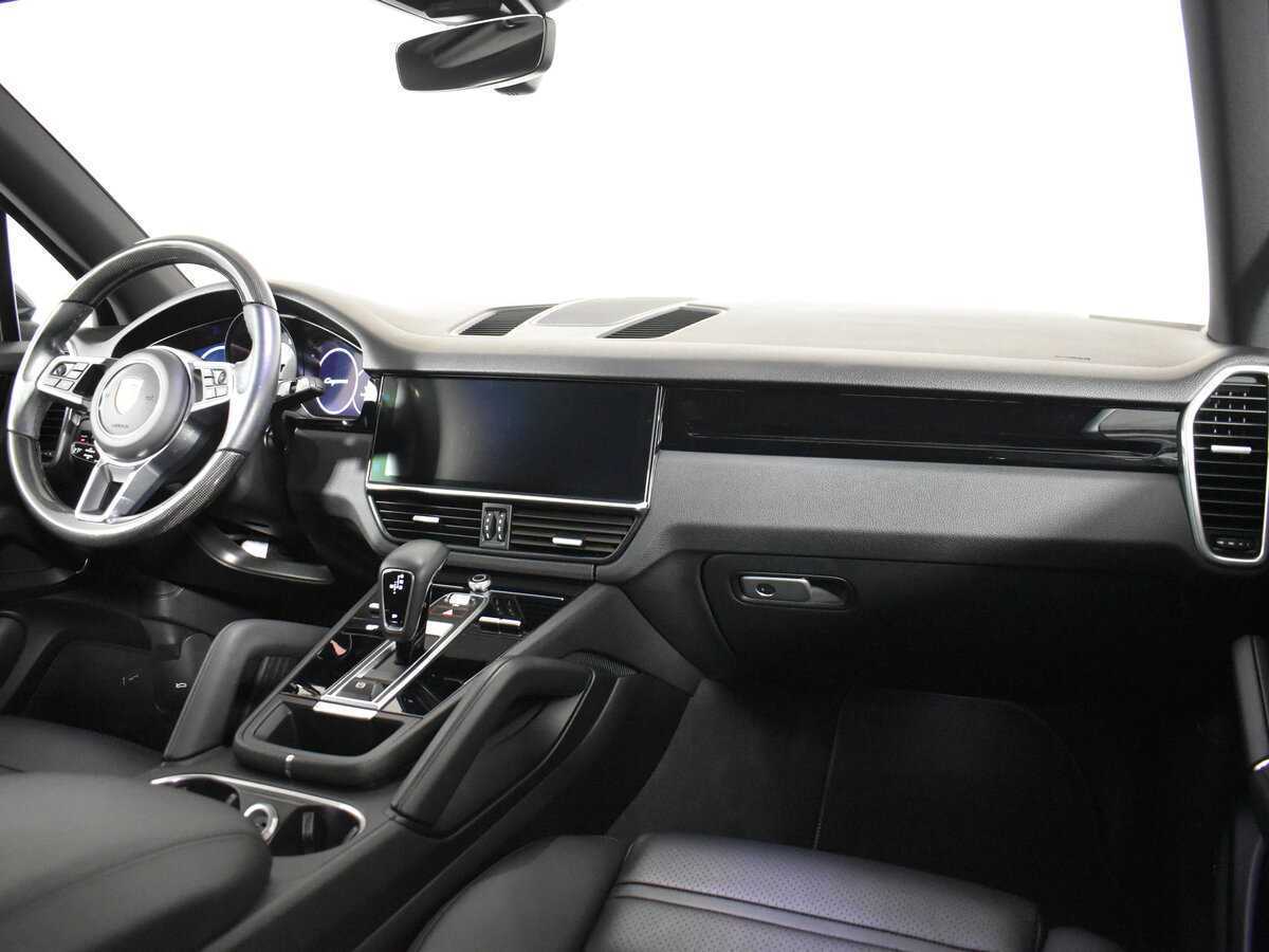 Porsche Cayenne 2018 года с пробегом. Фото: #17