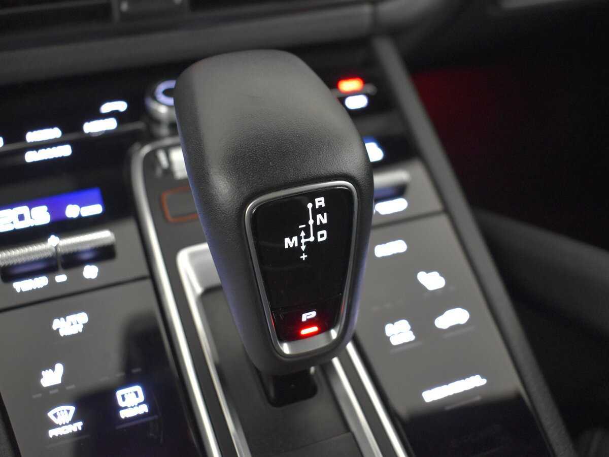 Porsche Cayenne 2018 года с пробегом. Фото: #18