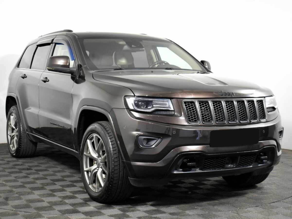 Jeep Grand Cherokee 2016 года с пробегом. Фото: #2