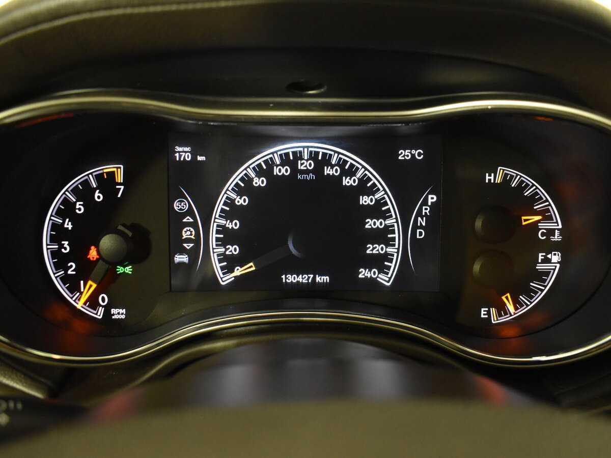 Jeep Grand Cherokee 2016 года с пробегом. Фото: #11