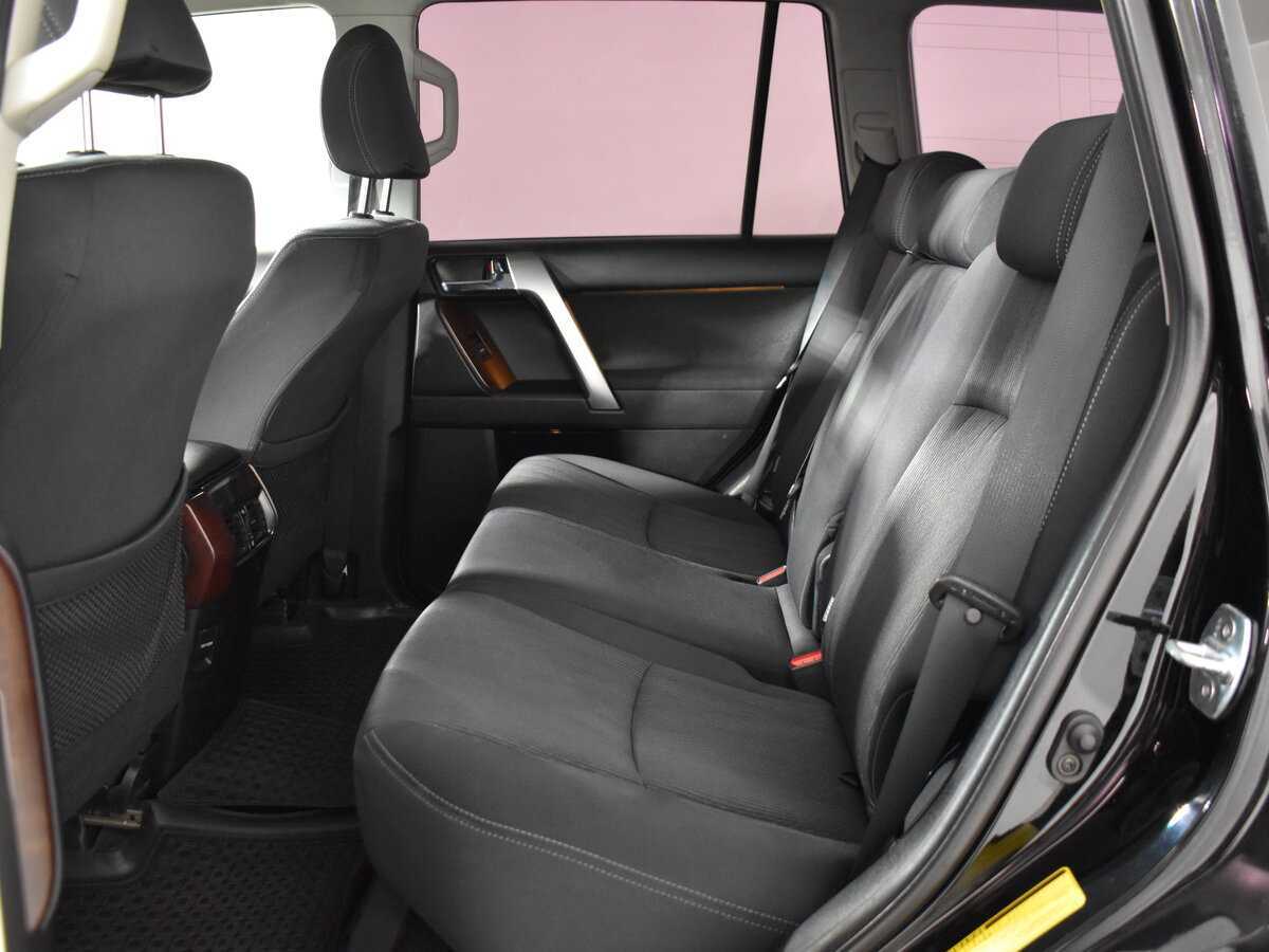 Toyota Land Cruiser Prado 2013 года с пробегом. Фото: #6