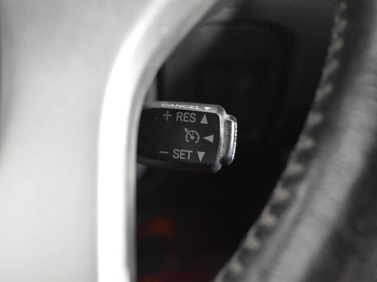 Toyota Land Cruiser Prado 2013 года с пробегом. Фото: #20