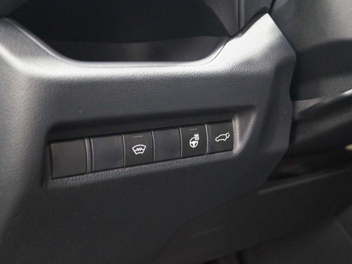 Toyota RAV4 2020 года с пробегом. Фото: #21