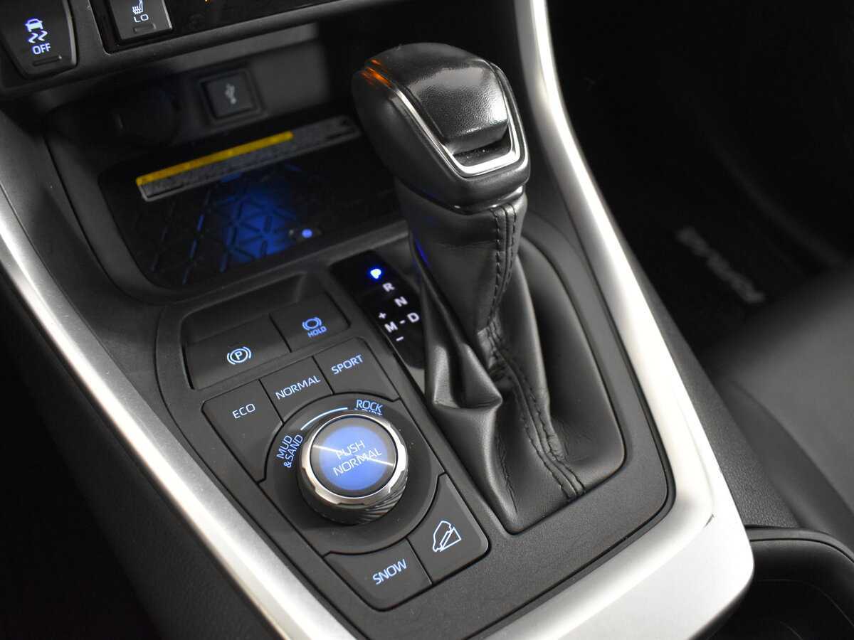 Toyota RAV4 2021 года с пробегом. Фото: #20