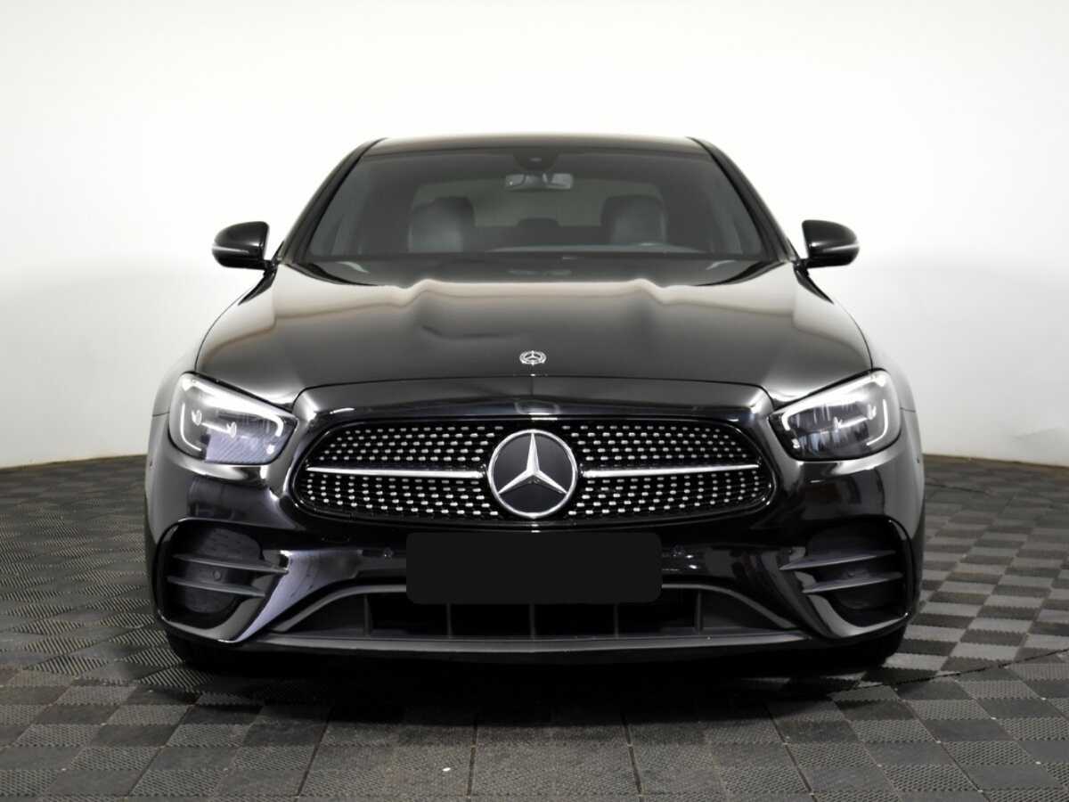 Mercedes-Benz E-Класс 2020 года с пробегом. Фото: #1
