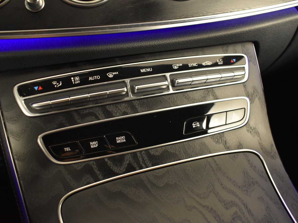 Mercedes-Benz E-Класс 2020 года с пробегом. Фото: #16
