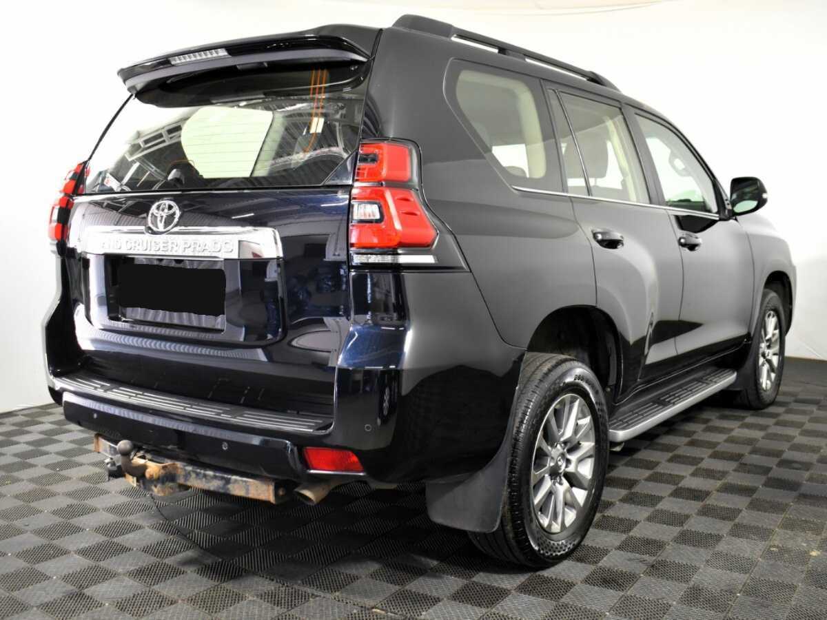Toyota Land Cruiser Prado 2018 года с пробегом. Фото: #3