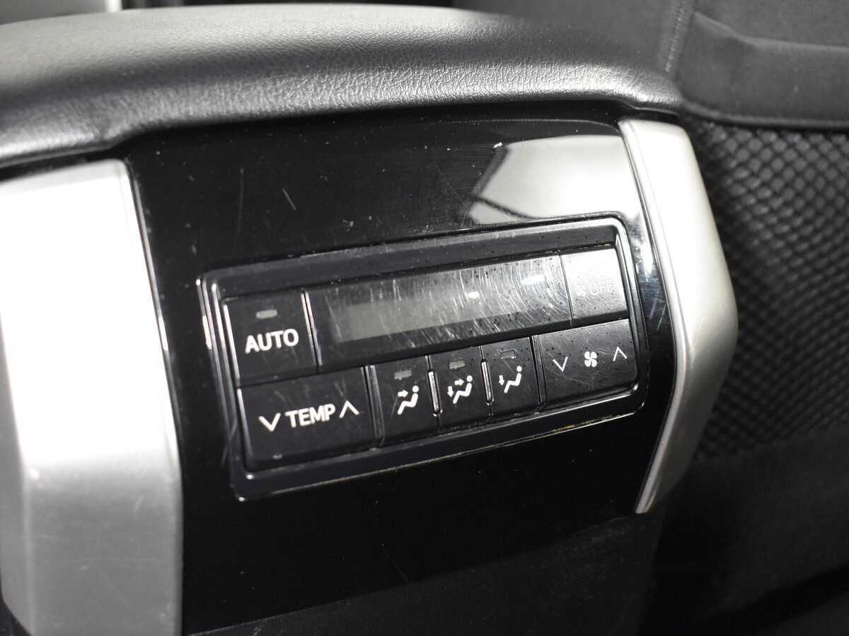 Toyota Land Cruiser Prado 2018 года с пробегом. Фото: #7