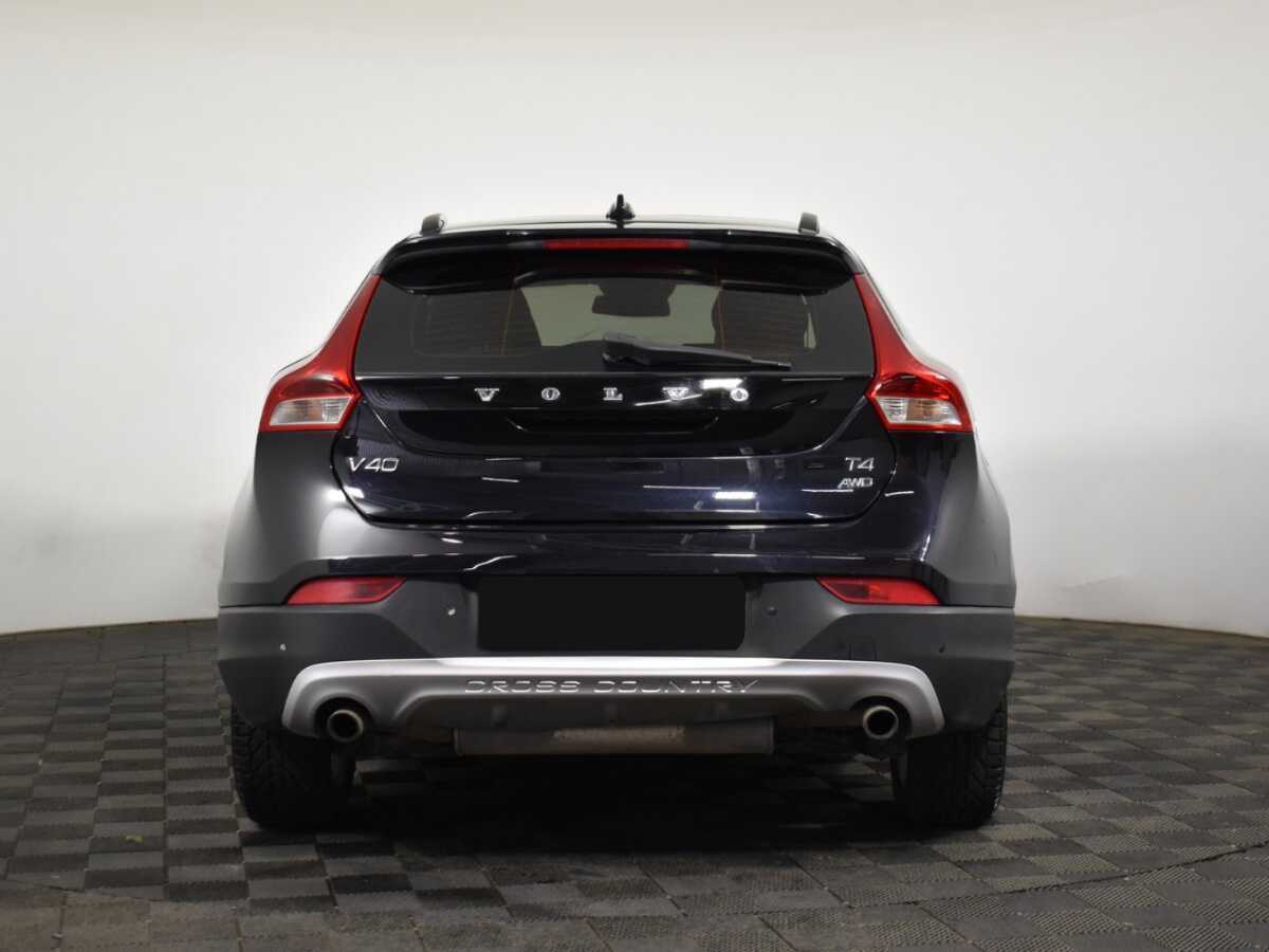 Volvo V40 Cross Country 2013 года с пробегом. Фото: #4