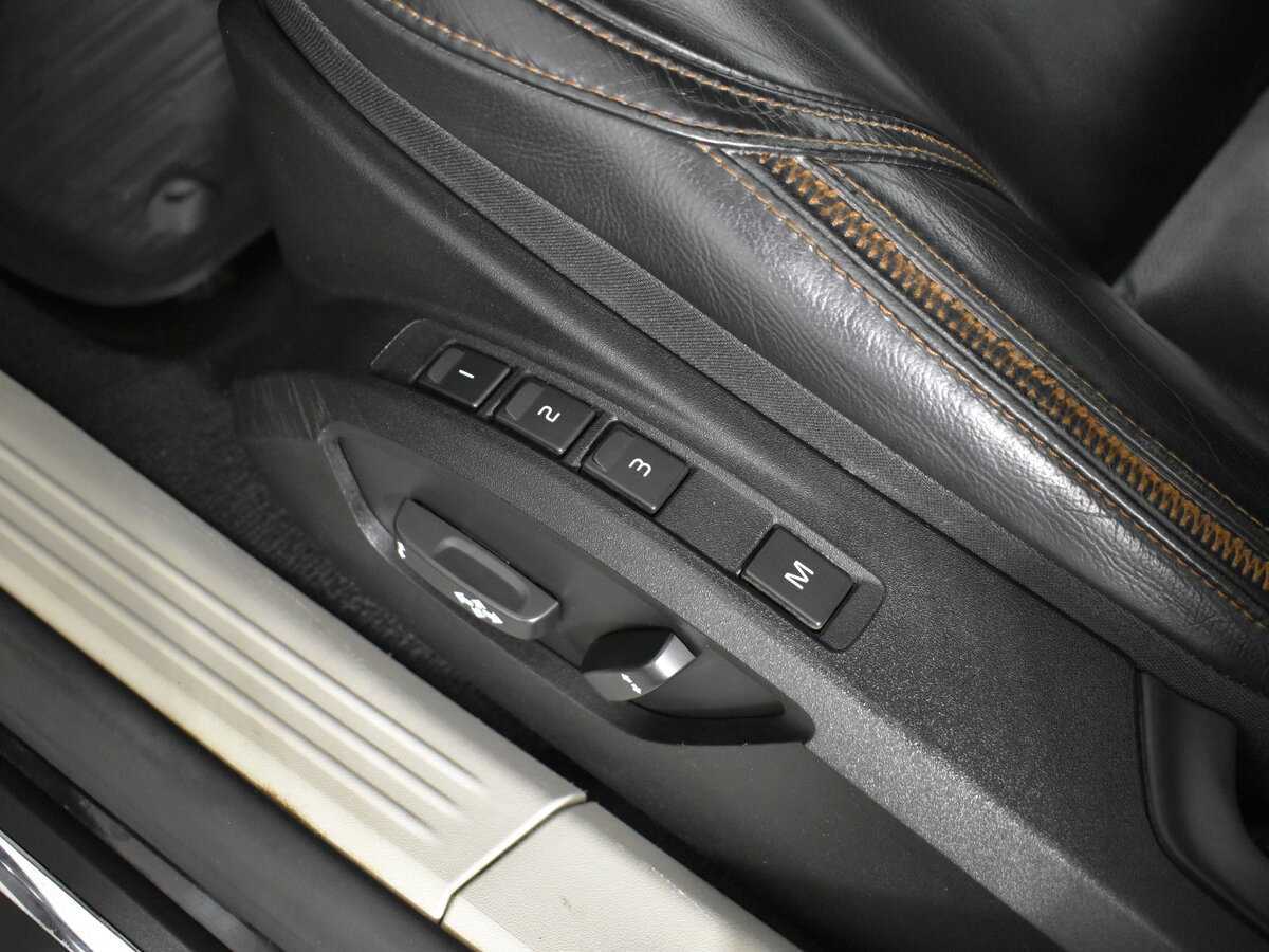 Volvo V40 Cross Country 2013 года с пробегом. Фото: #16