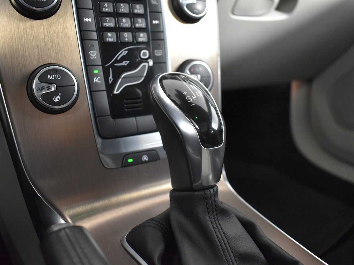 Volvo V40 Cross Country 2013 года с пробегом. Фото: #24