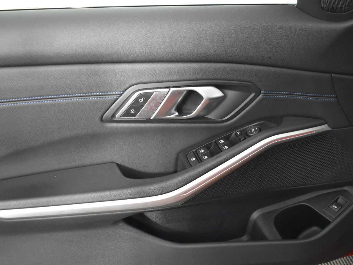 BMW 3 серии 2020 года с пробегом. Фото: #14