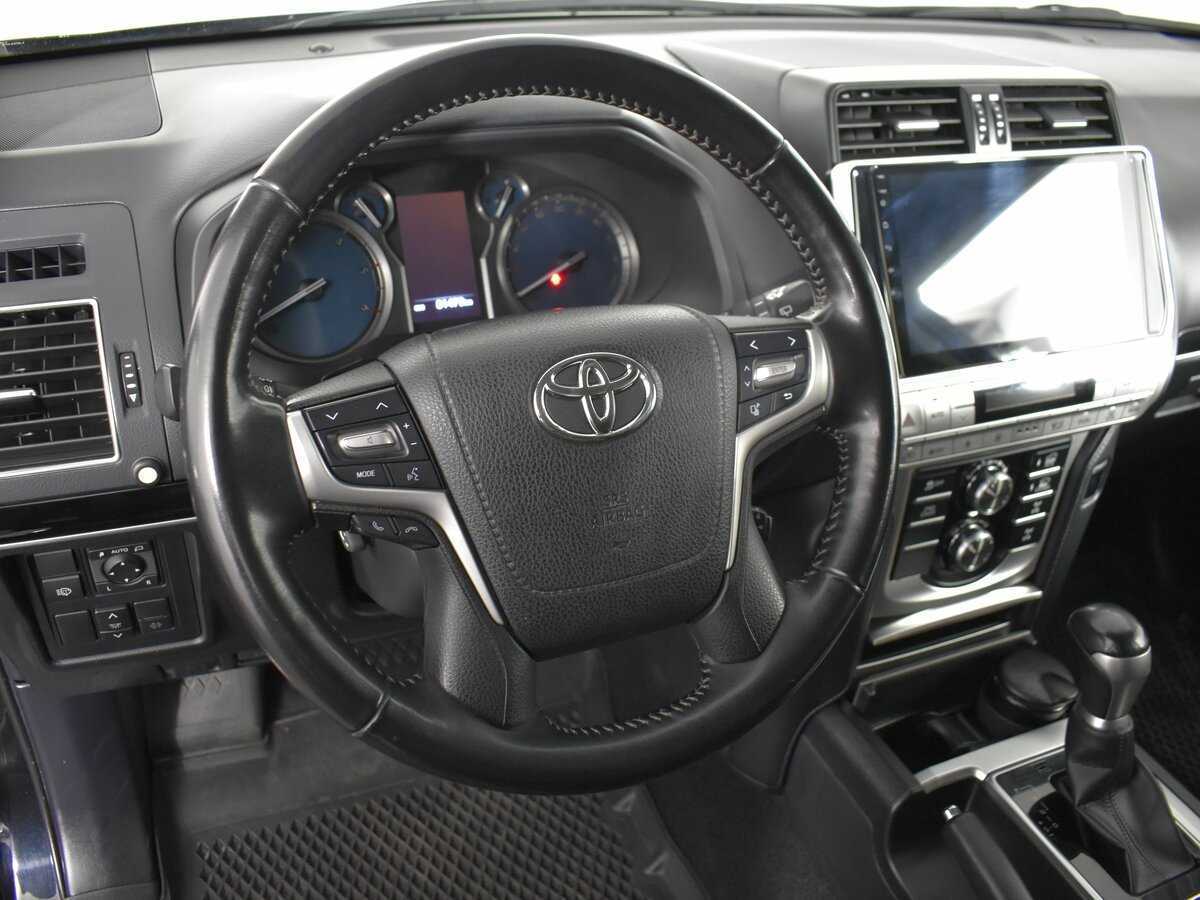 Toyota Land Cruiser Prado 2020 года с пробегом. Фото: #8