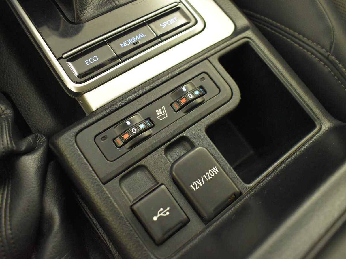 Toyota Land Cruiser Prado 2020 года с пробегом. Фото: #15