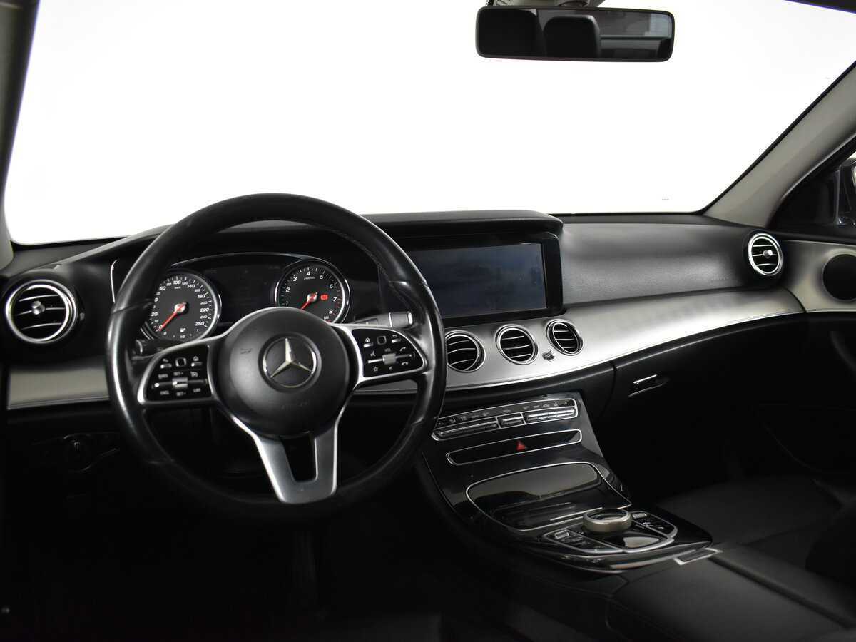 Mercedes-Benz E-Класс 2018 года с пробегом. Фото: #10