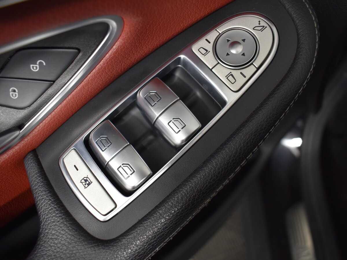 Mercedes-Benz GLC Coupe 2017 года с пробегом. Фото: #8