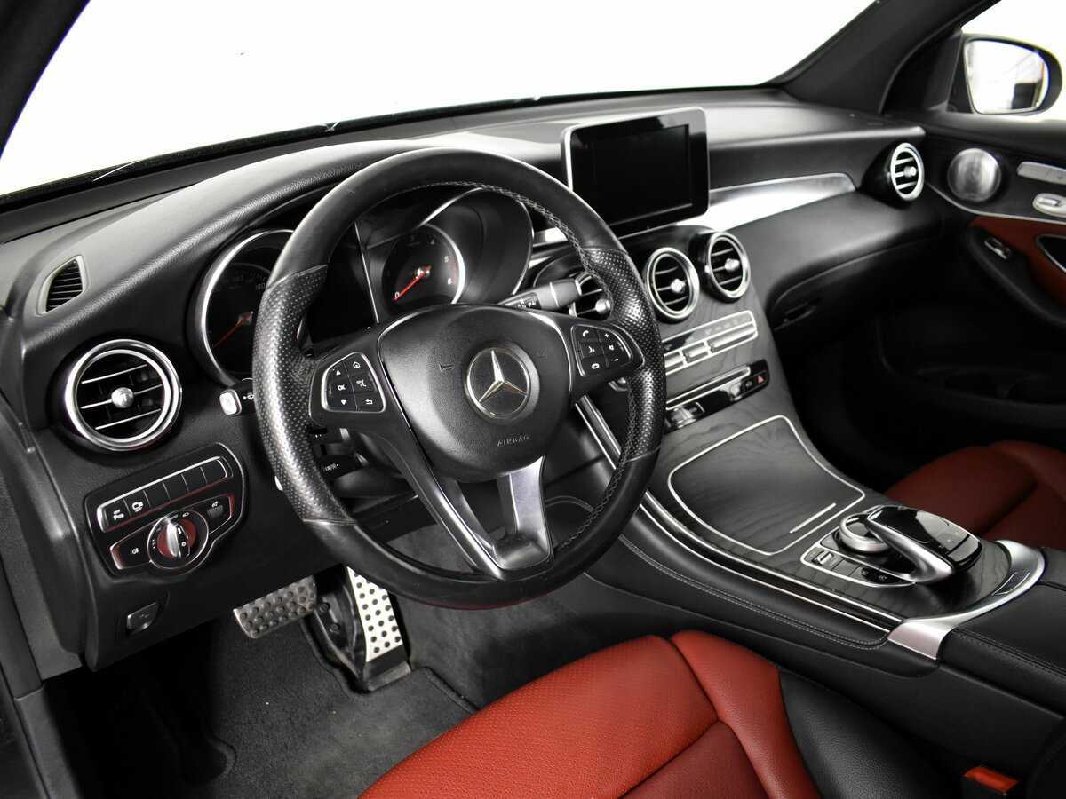 Mercedes-Benz GLC Coupe 2017 года с пробегом. Фото: #11