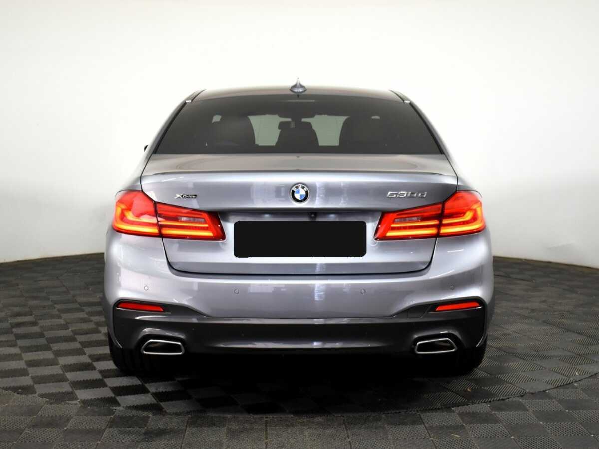 BMW 5 серии 2019 года с пробегом. Фото: #4
