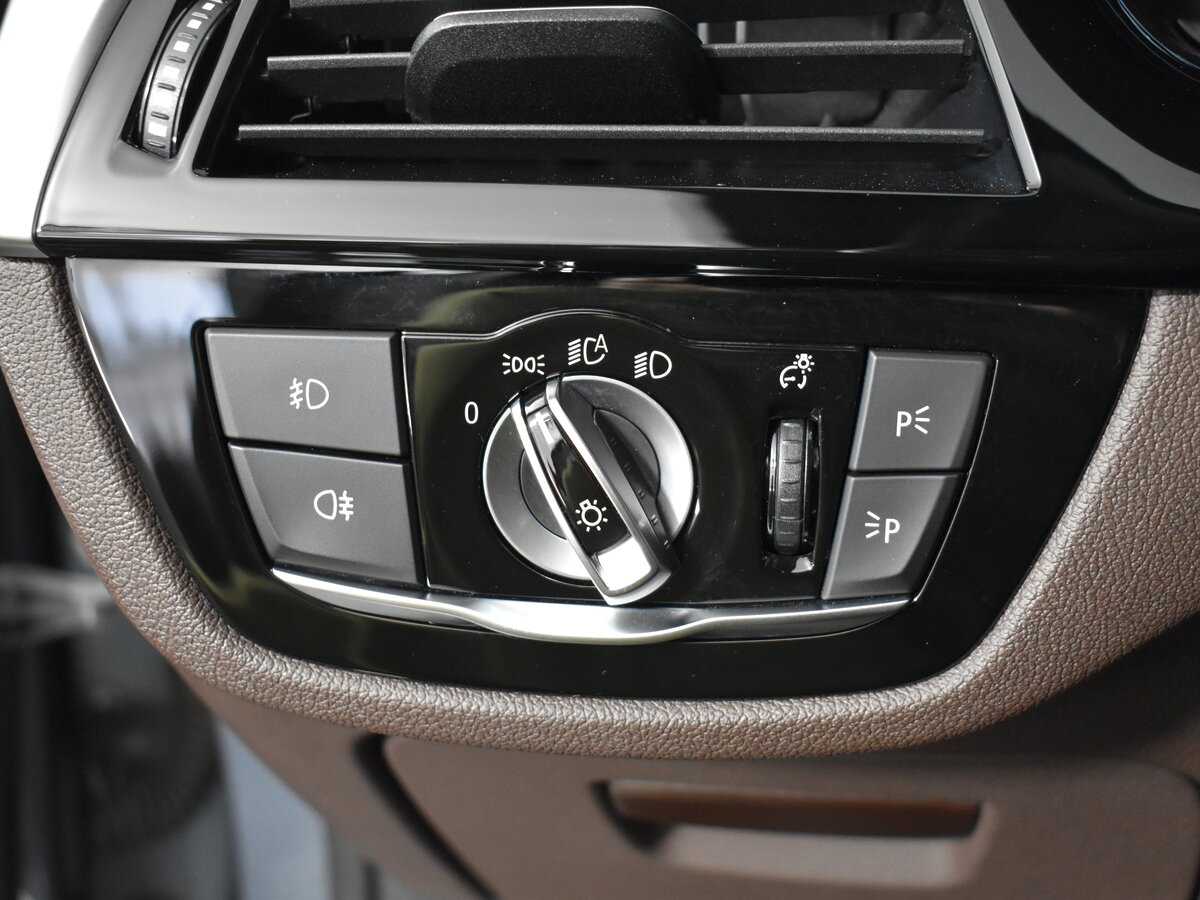 BMW 5 серии 2019 года с пробегом. Фото: #10