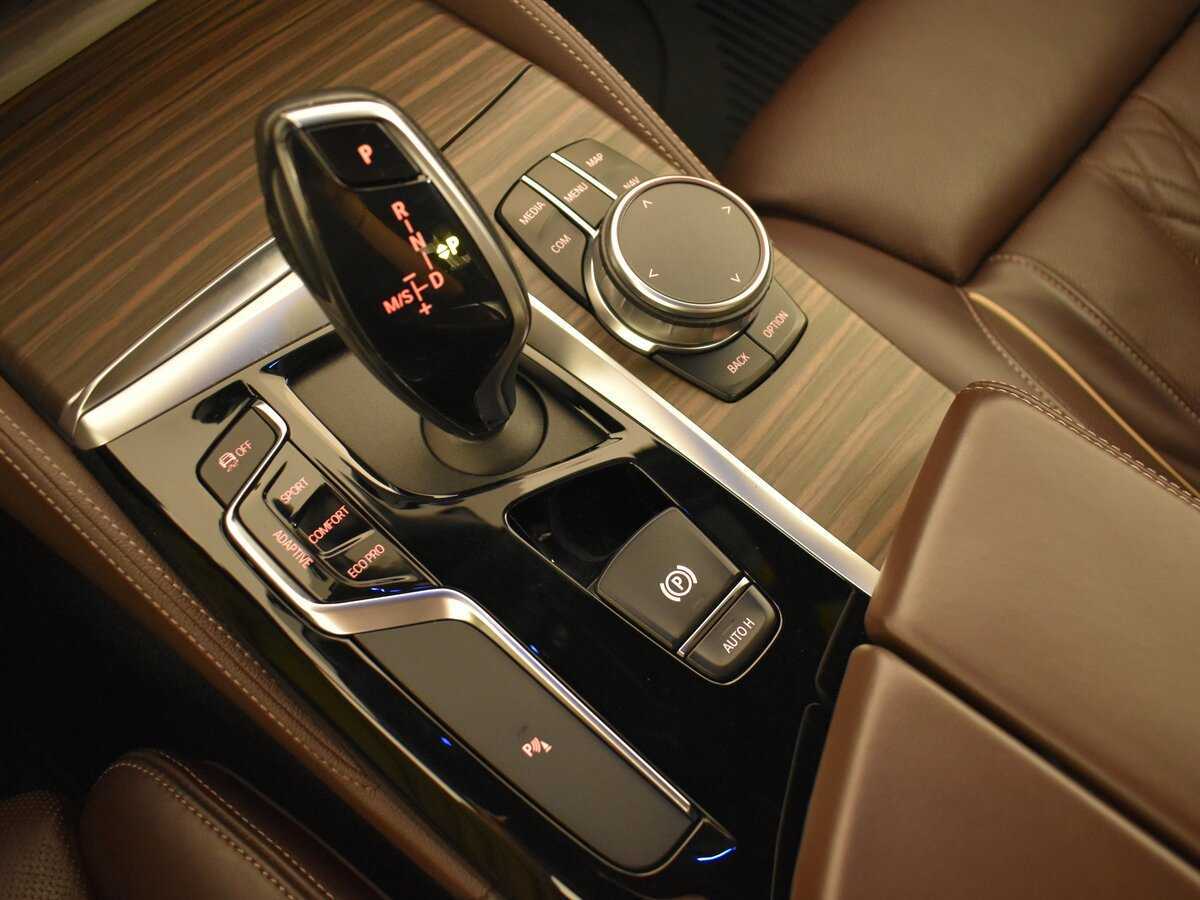 BMW 5 серии 2019 года с пробегом. Фото: #16