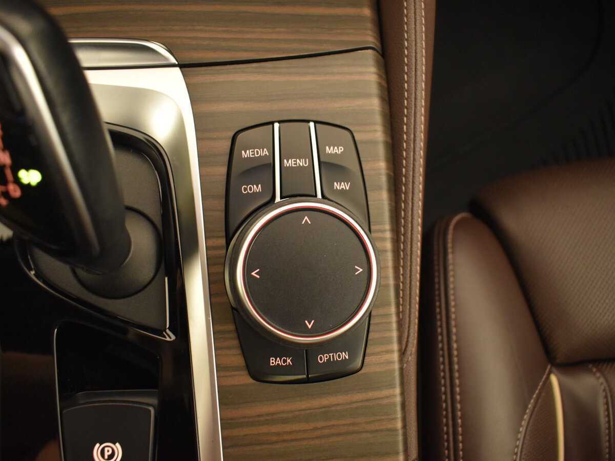 BMW 5 серии 2019 года с пробегом. Фото: #17