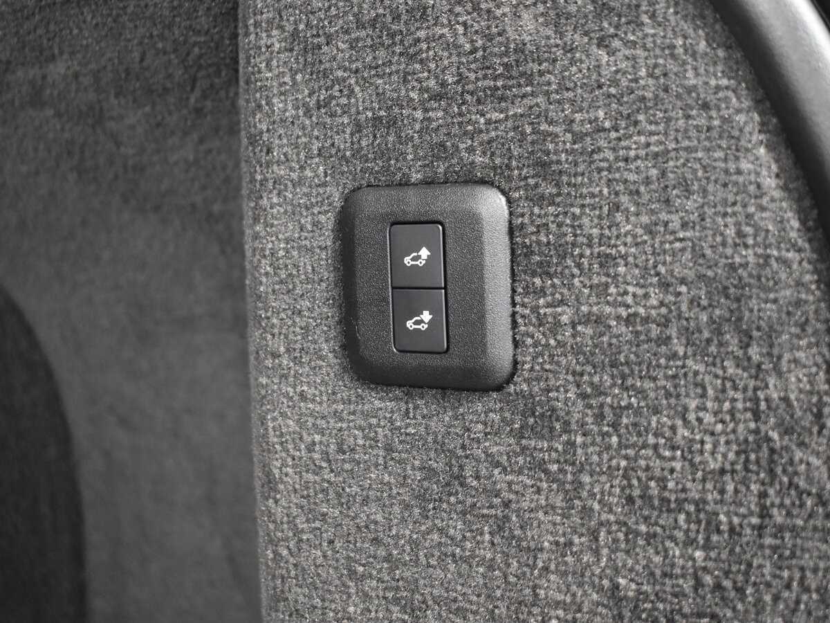 Land Rover Range Rover Sport 2020 года с пробегом. Фото: #7