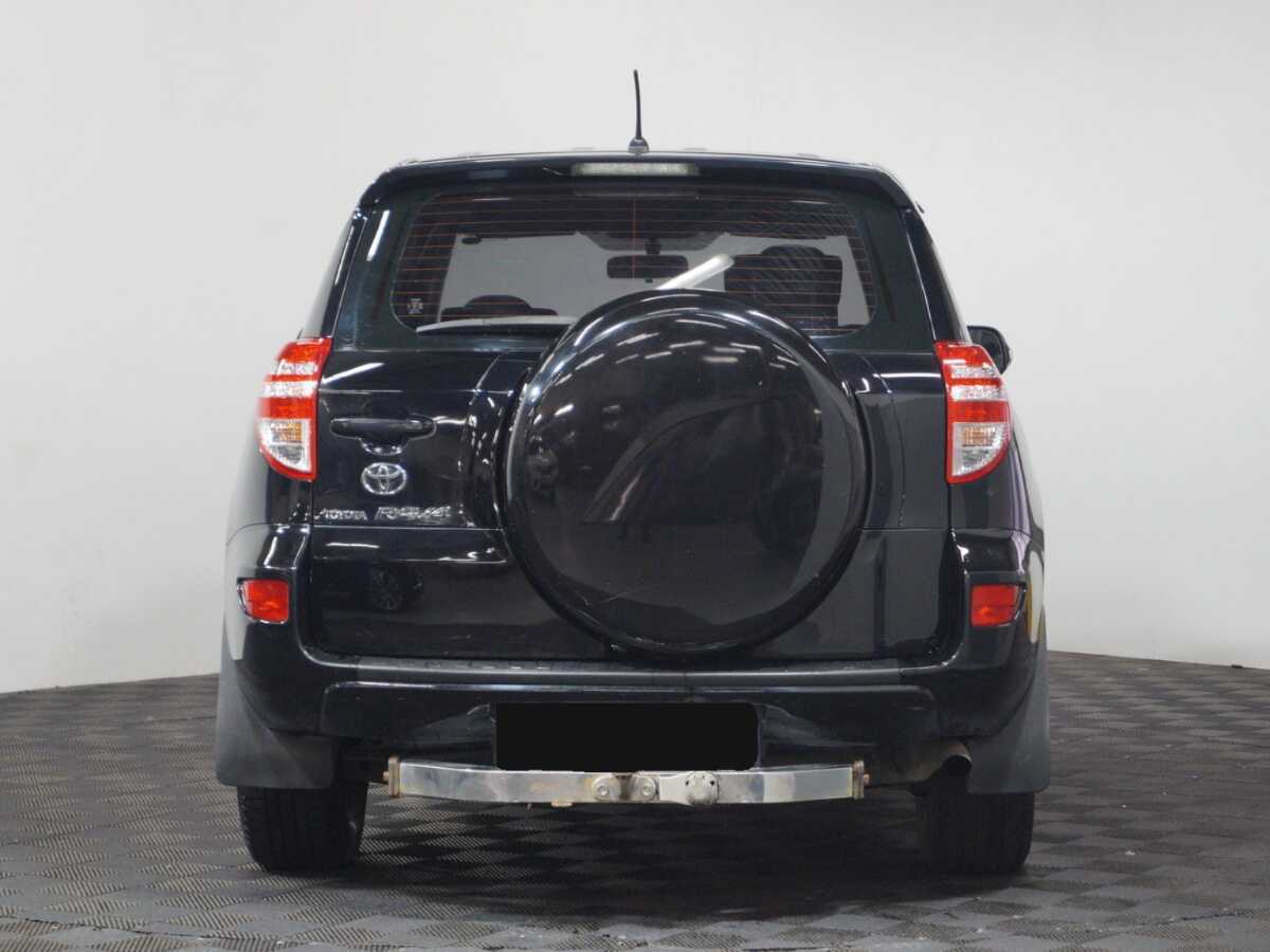 Toyota RAV4 2011 года с пробегом. Фото: #2