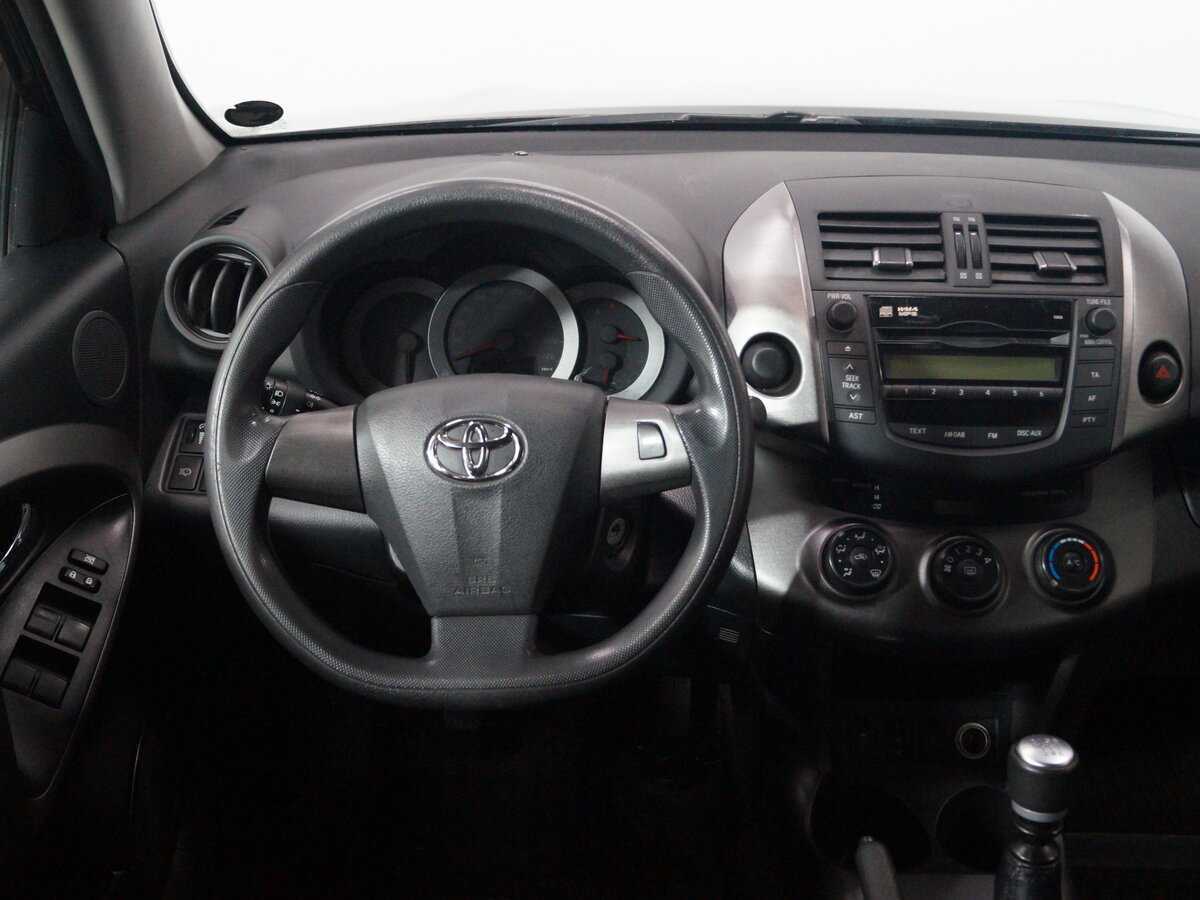 Toyota RAV4 2011 года с пробегом. Фото: #5