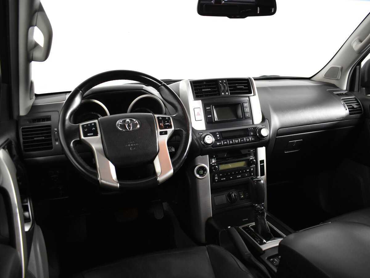 Toyota Land Cruiser Prado 2010 года с пробегом. Фото: #10