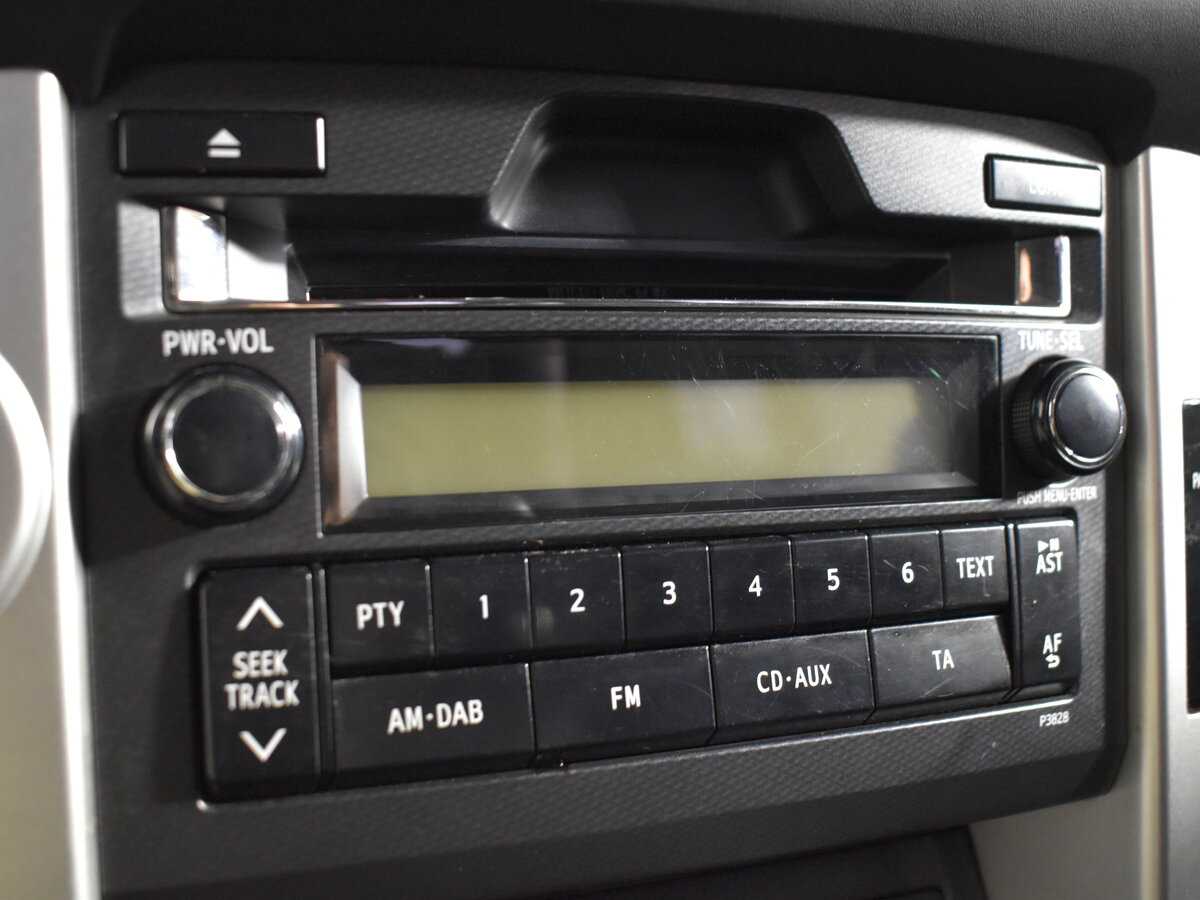 Toyota Land Cruiser Prado 2010 года с пробегом. Фото: #17