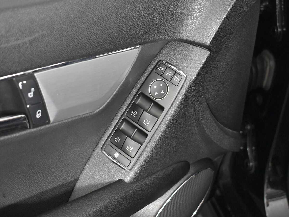 Mercedes-Benz C-Класс 2009 года с пробегом. Фото: #13