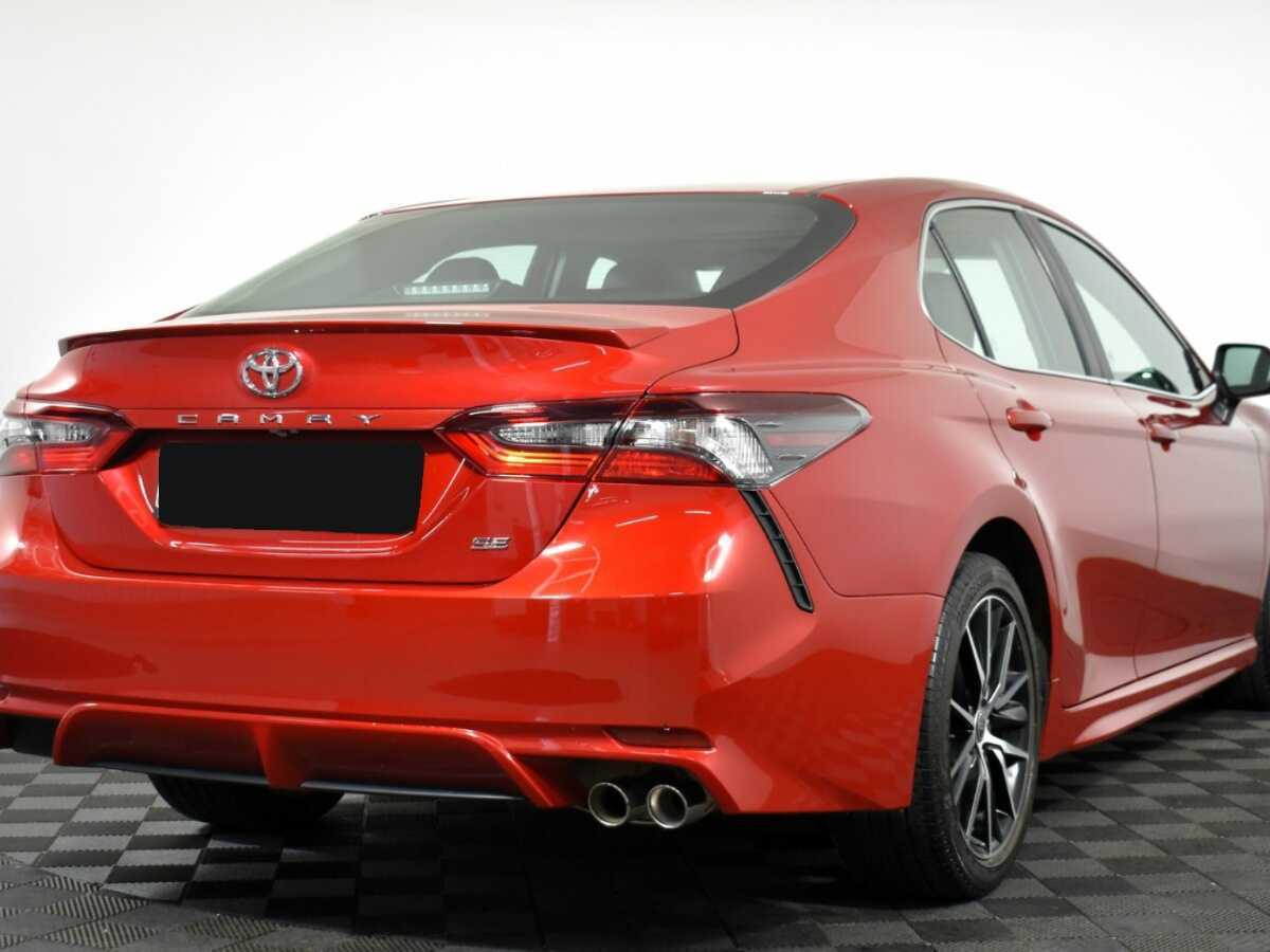 Toyota Camry 2022 года с пробегом. Фото: #3