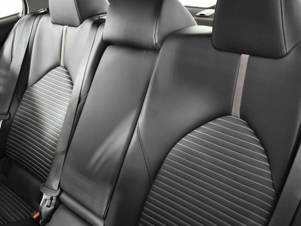 Toyota Camry 2022 года с пробегом. Фото: #7