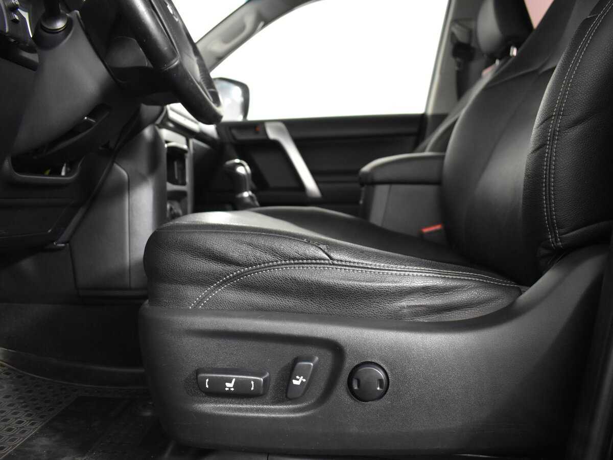 Toyota Land Cruiser Prado 2018 года с пробегом. Фото: #6