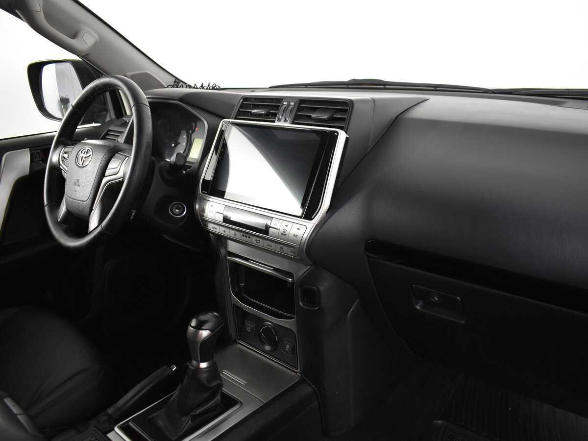 Toyota Land Cruiser Prado 2018 года с пробегом. Фото: #10