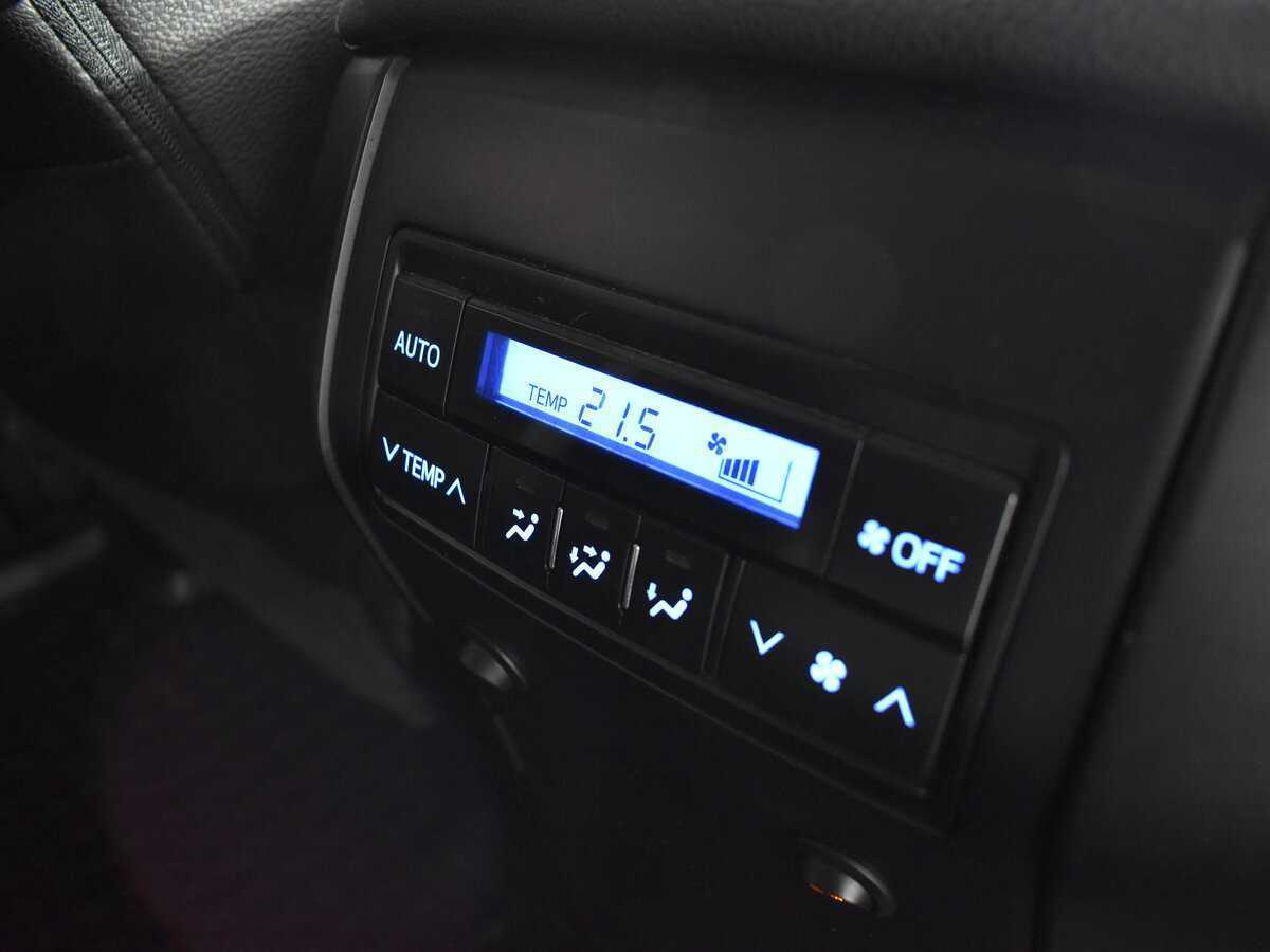 Toyota Land Cruiser Prado 2018 года с пробегом. Фото: #11