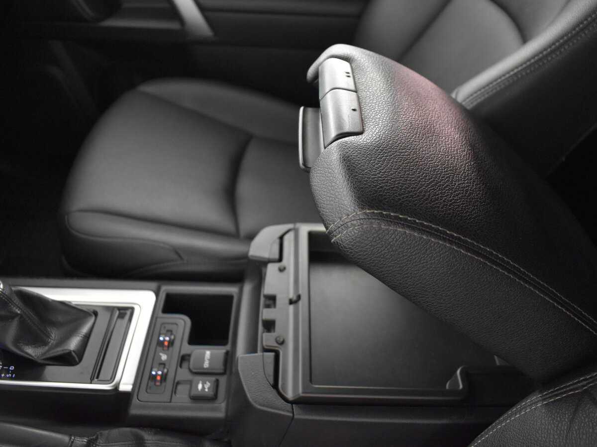 Toyota Land Cruiser Prado 2018 года с пробегом. Фото: #20