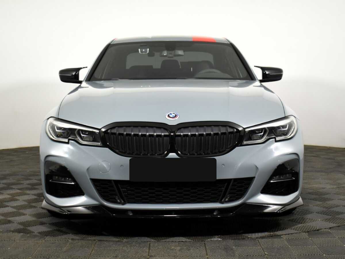 BMW 3 серии 2019 года с пробегом. Фото: #1
