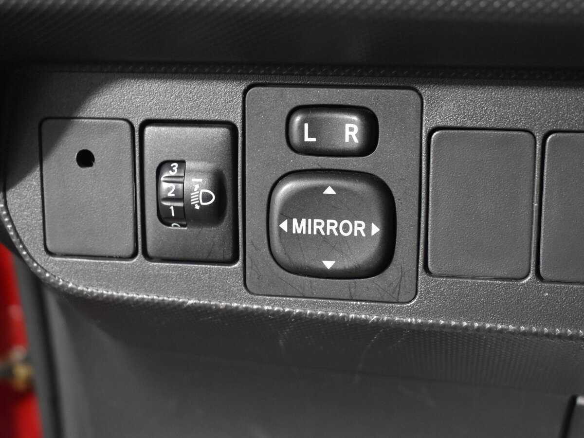 Toyota Auris 2007 года с пробегом. Фото: #8