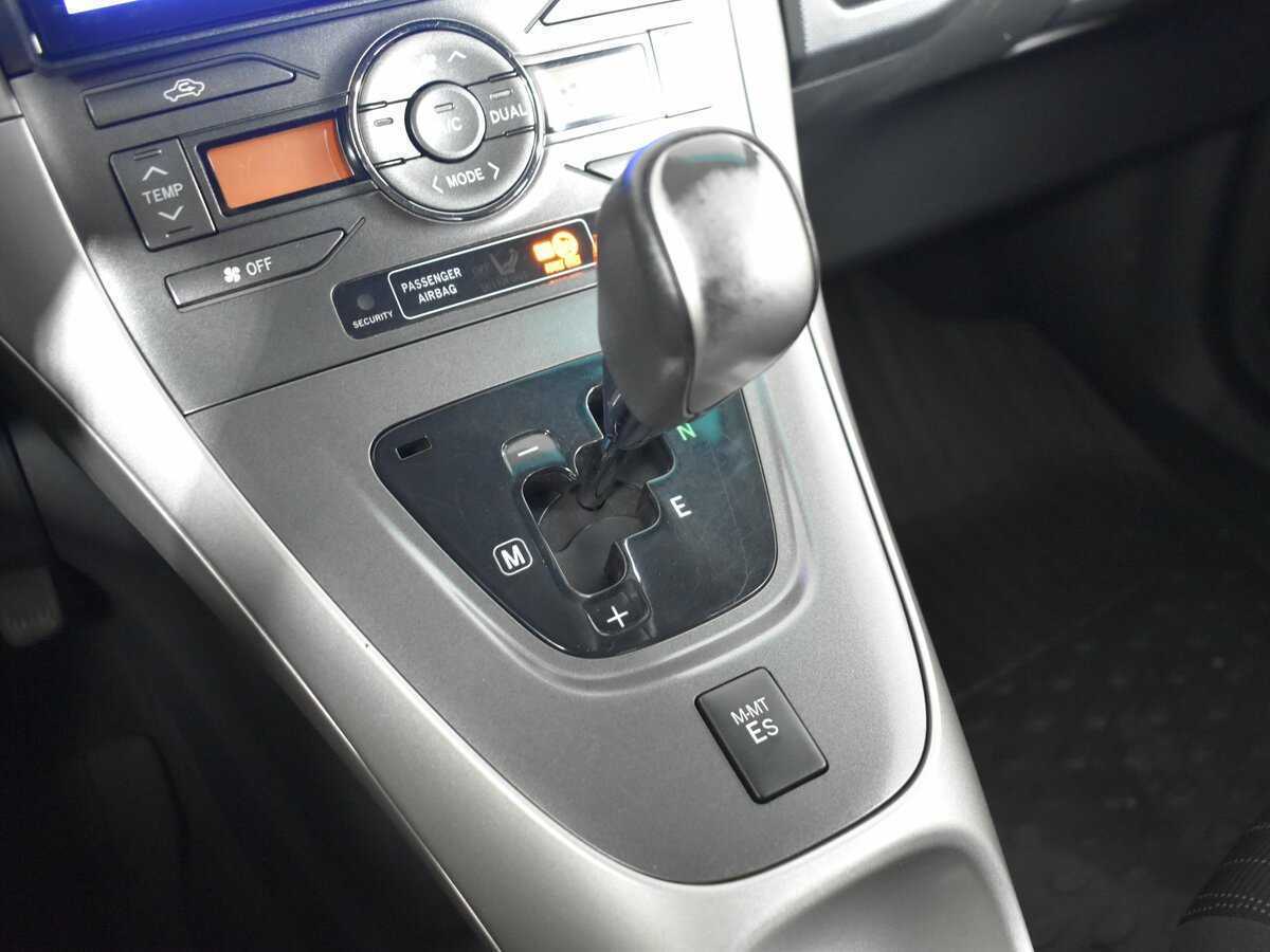 Toyota Auris 2007 года с пробегом. Фото: #15