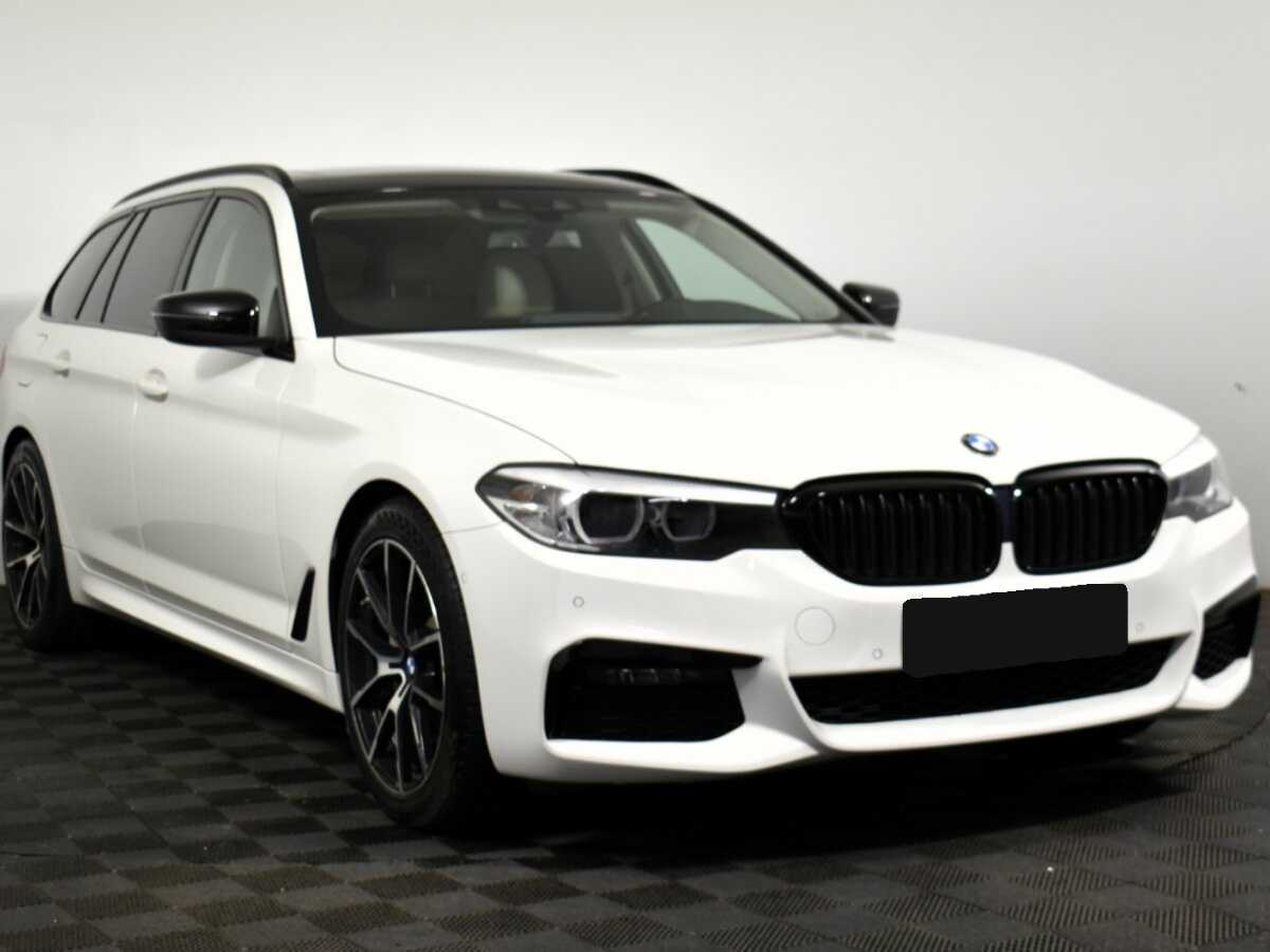 BMW 5 серии 2018 года с пробегом. Фото: #2