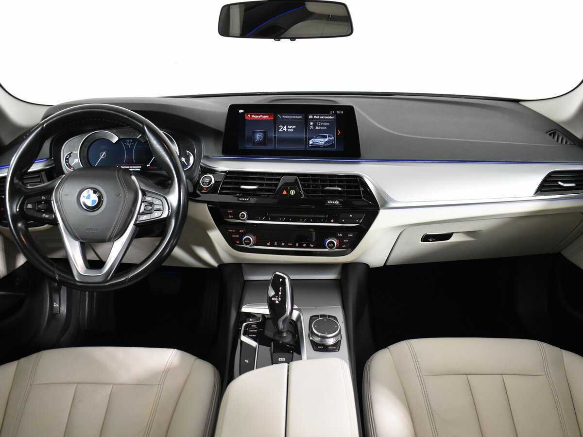 BMW 5 серии 2018 года с пробегом. Фото: #14